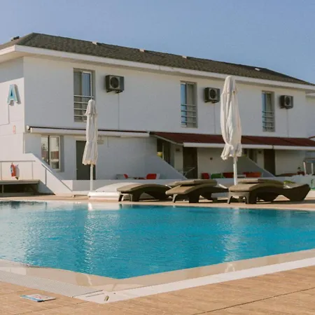 Vela Garden Apartment *