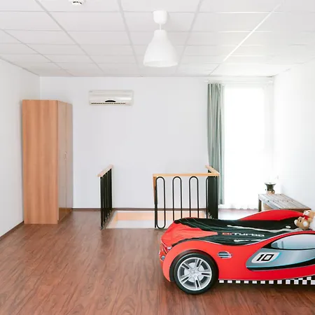 Vela Garden Apartment